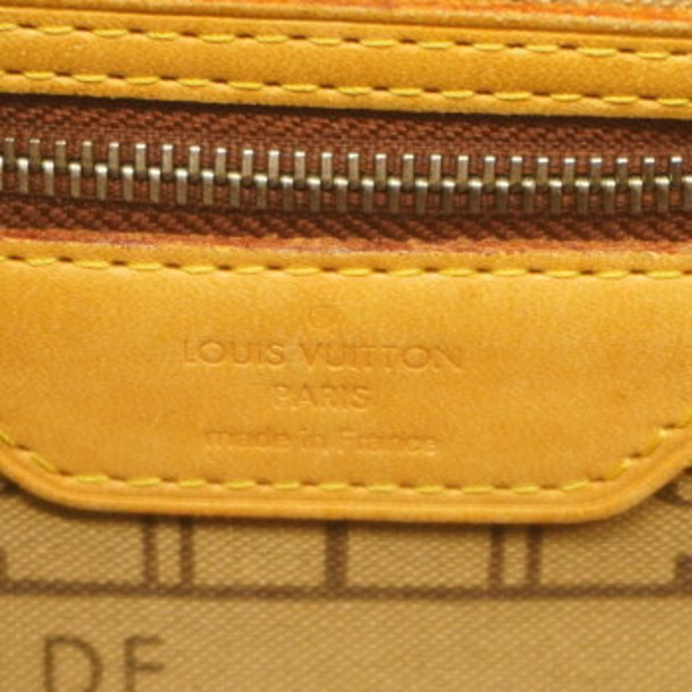 Louis Vuitton Monogram Neverfull PM Tote Bag - Picture 5 of 11